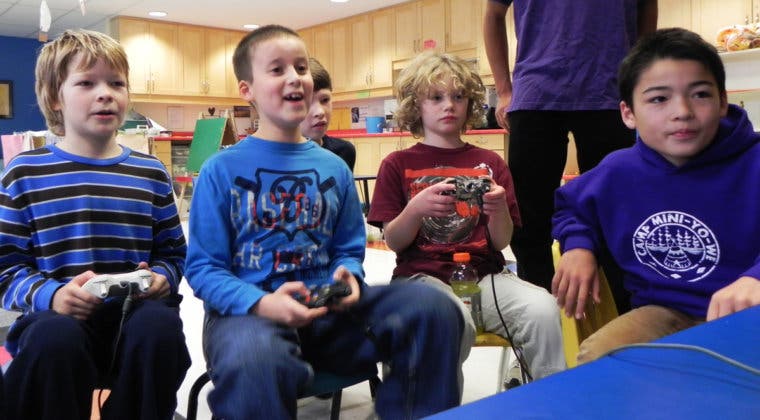Imagen de Dejar a los niños jugar a videojuegos es beneficioso para ellos