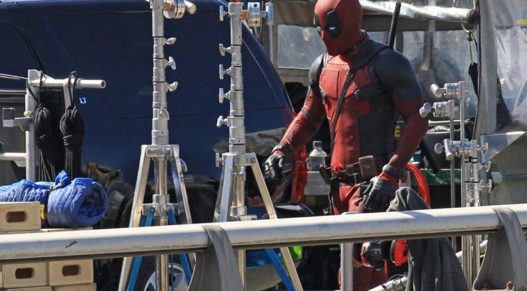 Imagen de Ryan Reynolds comparte una nueva imagen de Deadpool... en el retrete