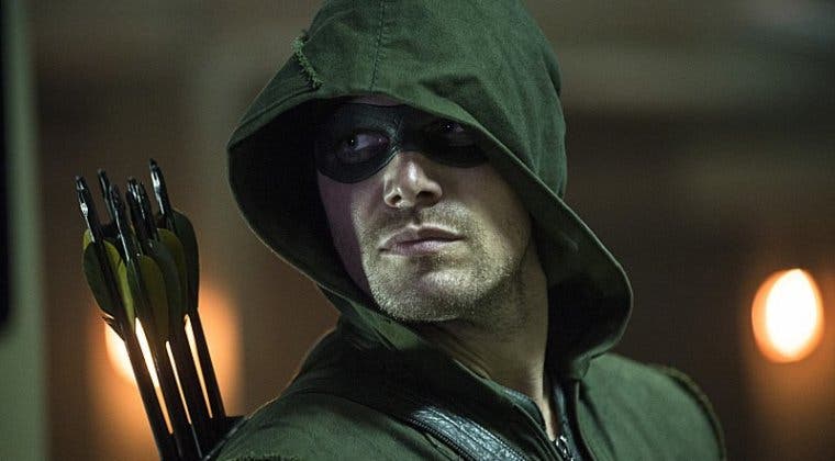 Imagen de Stephen Amell causa confusión con unas declaraciones sobre el futuro de Arrow