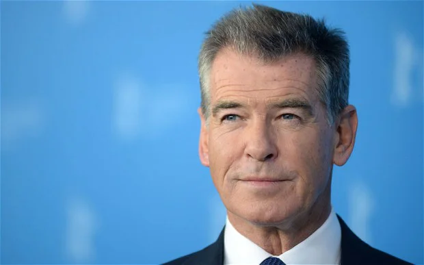 Imagen de Pierce Brosnan ve posible un James Bond homosexual