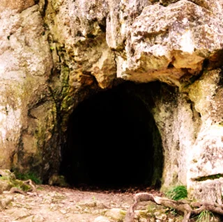 Imagen de Ubisoft nos invita a pasar una noche en La Cueva