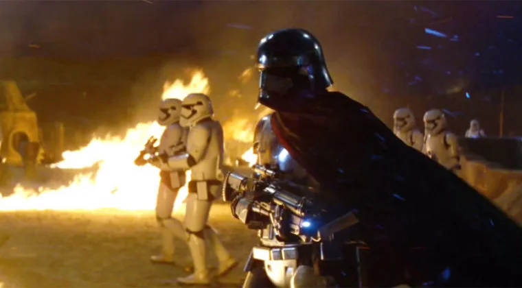 Imagen de La actriz de Capitana Phasma quiere que vuelva en Star Wars: Episodio IX