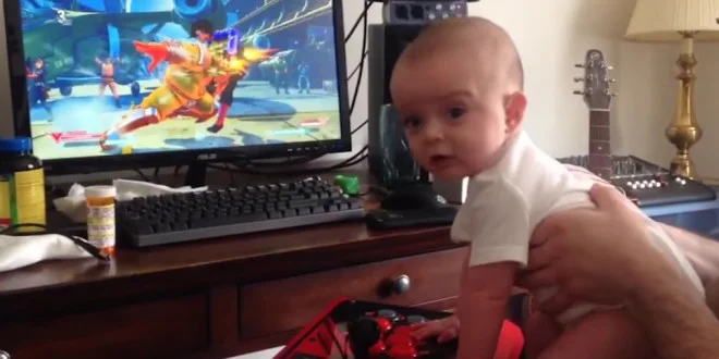 Imagen de Un bebé de 6 meses completa el modo historia de Street Fighter V