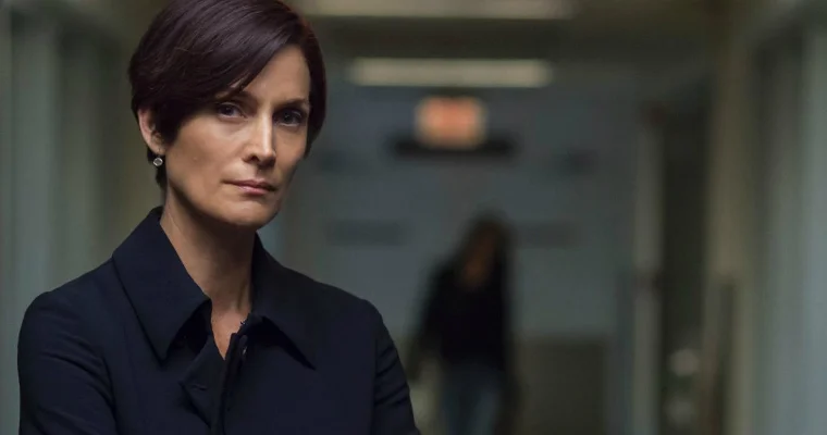 Carrie-Anne Moss