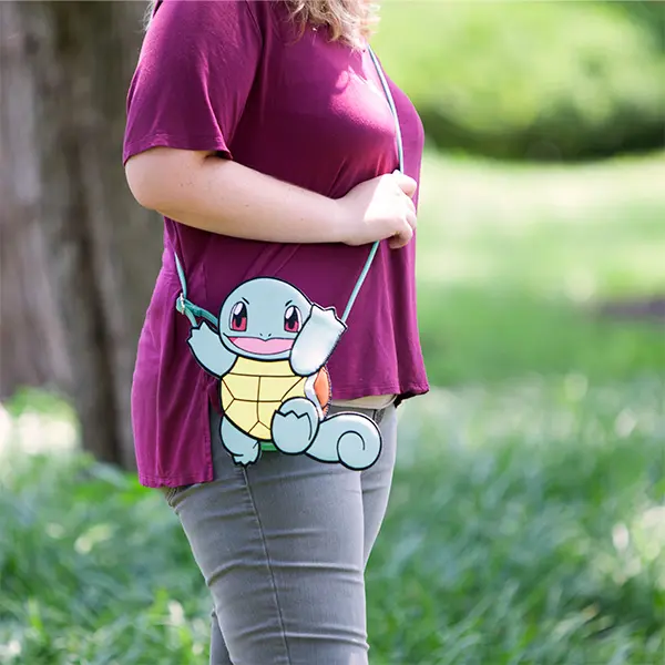 Imagen de Pokémon presenta su gama de bolsos oficiales