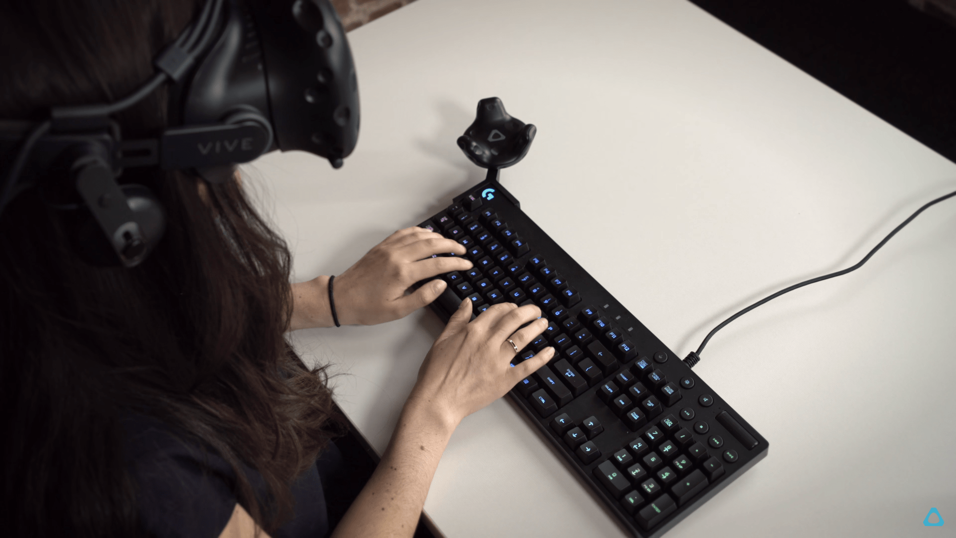 Imagen de Logitech nos permitirá utilizar un teclado con Bridge y HTC Vive