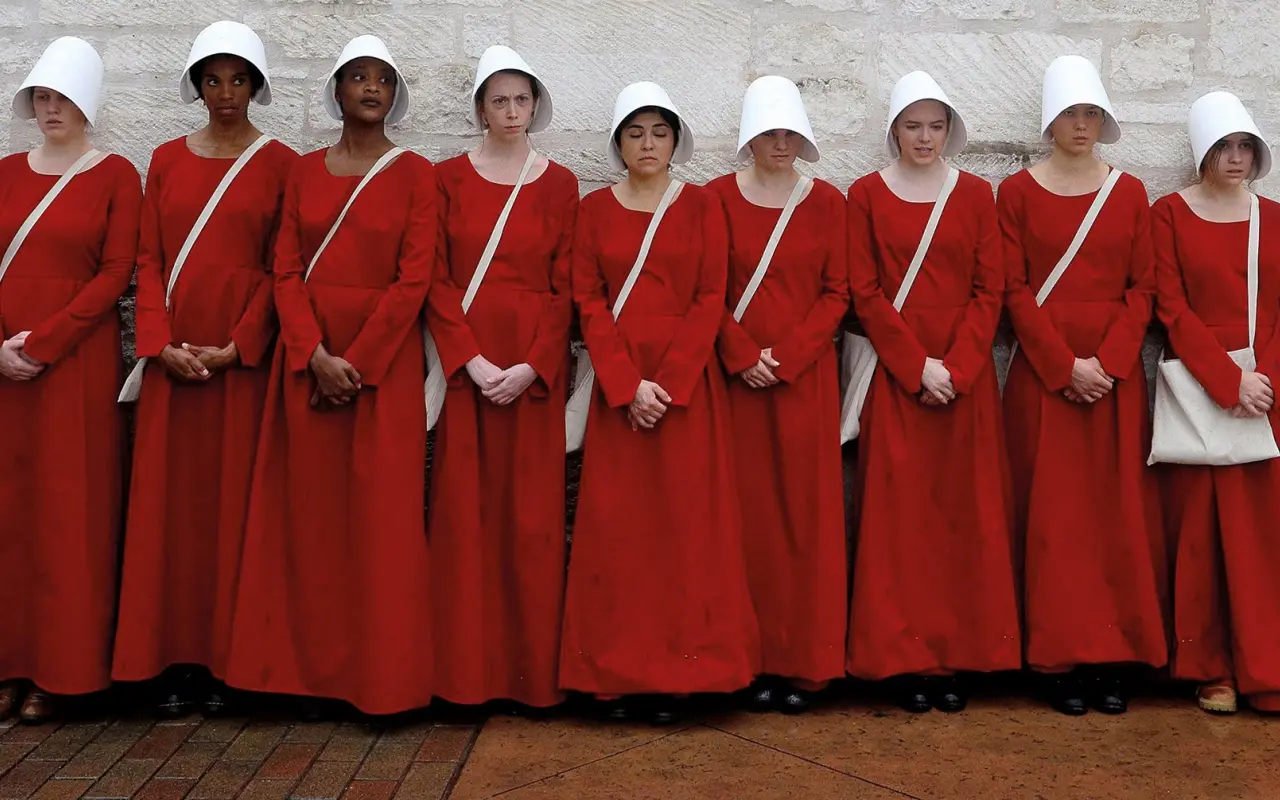 2017 19 obs handmaids