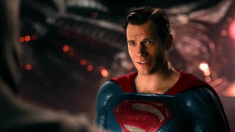 Imagen de Henry Cavill estaría intentando prolongar su contrato con Warner como Superman