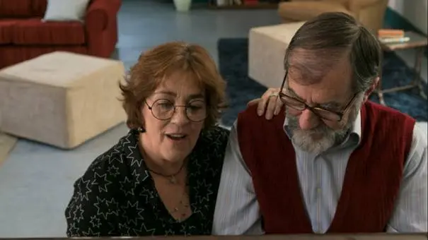 Imagen de ¡Oh Mami Blue!, protagonizada por Carmen Maura, cuenta con fecha de estreno