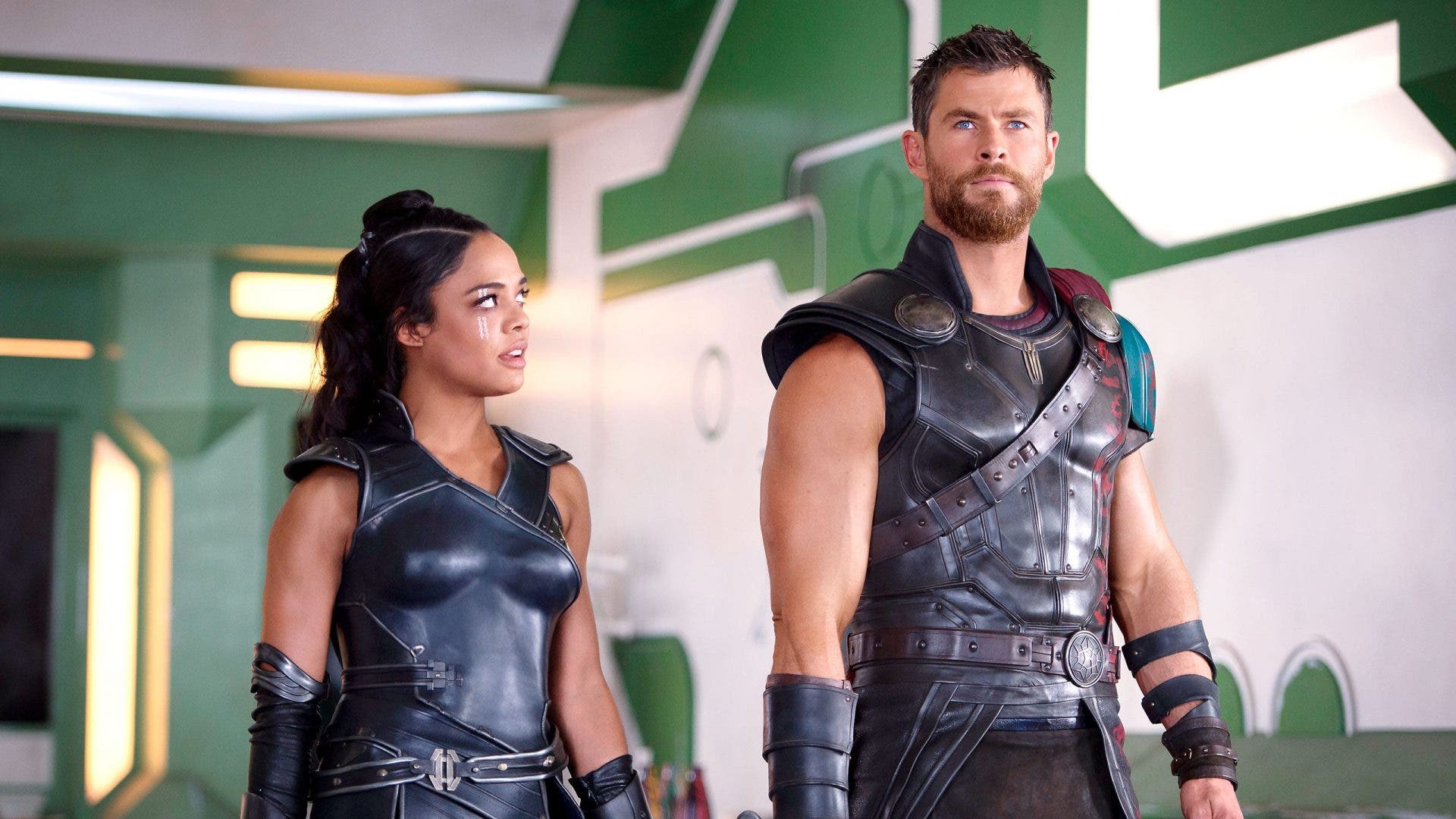 Imagen de Tessa Thompson estará junto a Hemsworth en el reboot de Men in Black