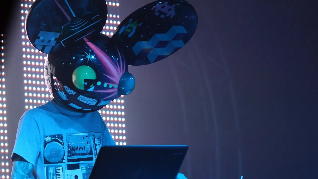 Imagen de Joel Zimmerman, mejor conocido como deadmau5, está creando un FPS