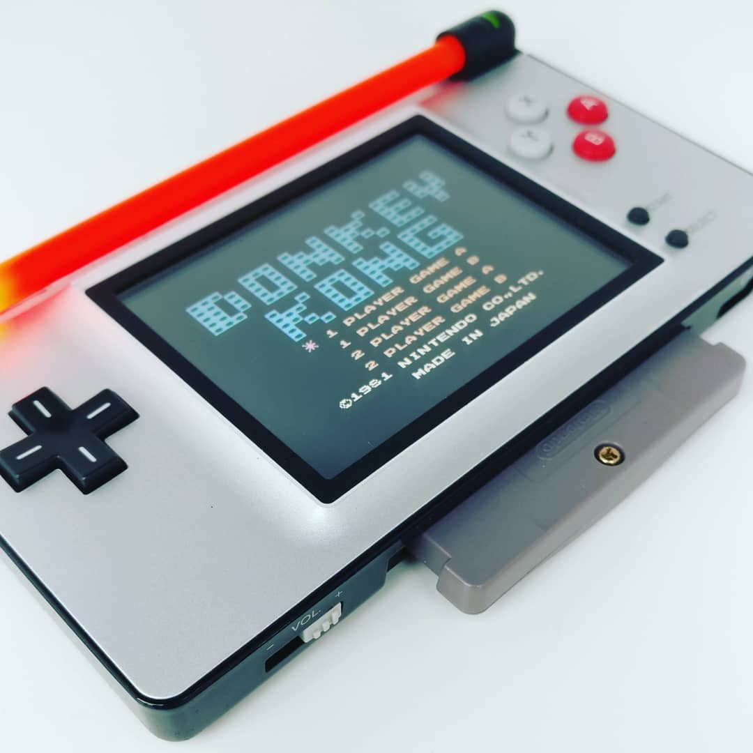Transforma tu Nintendo rota en una Game Boy de diseño