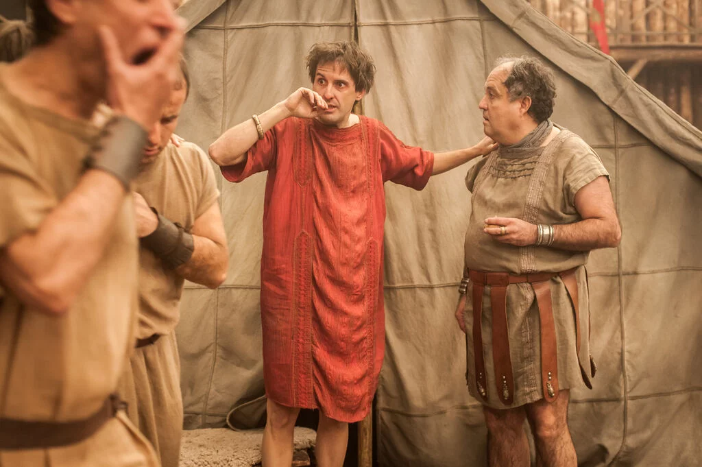 Imagen de Justo Antes de Cristo, una comedia de Movistar+, se estrena el próximo 5 de abril