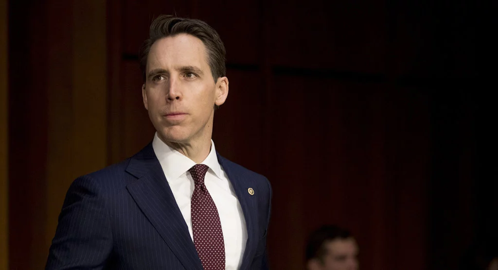cajas de botín Josh Hawley