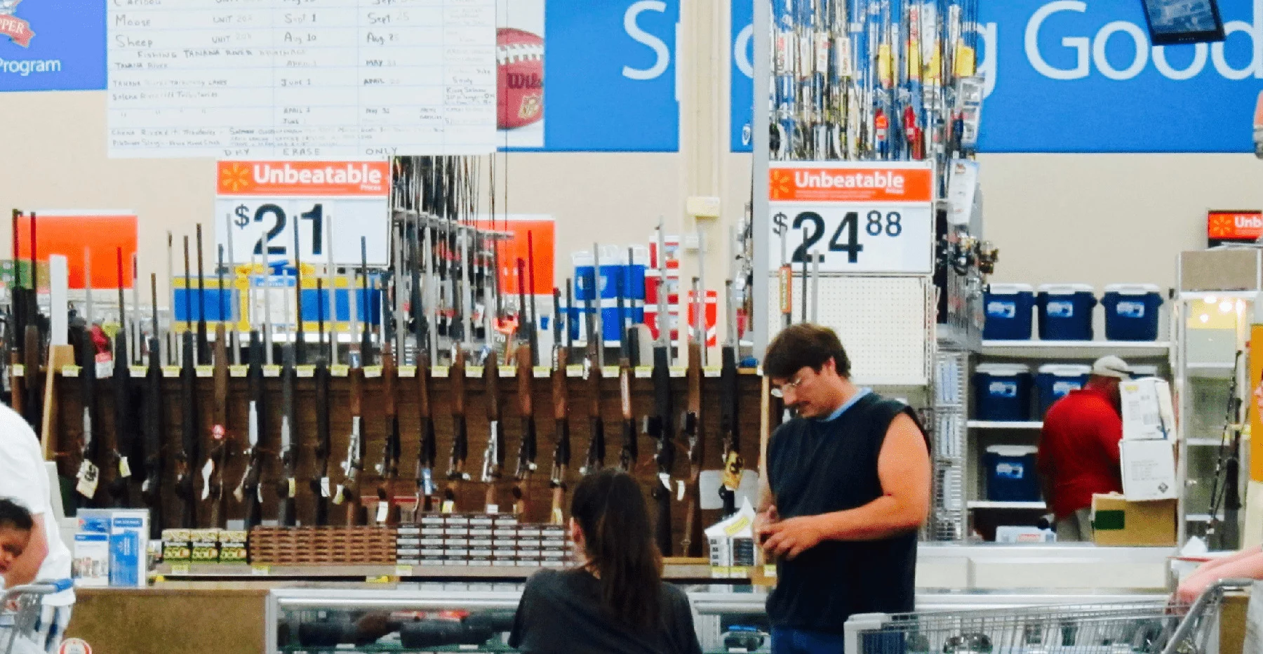 Imagen de Walmart eliminará la publicidad de videojuegos bélicos tras tiroteos en EE. UU.