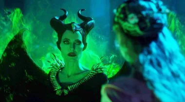Imagen de Angelina Jolie vuelve como la gran villana Disney en el primer tráiler de Maléfica 2