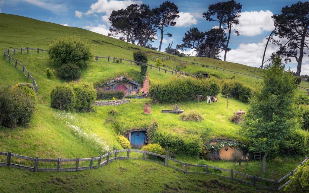 hobbit hill homes new zealand LOTR1016