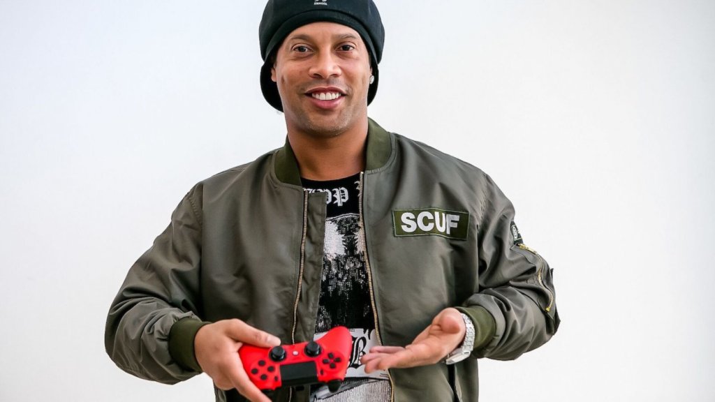 Ronaldinho Scuf Gaming