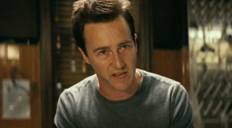 Imagen de Edward Norton iba a protagonizar dos películas de El Increíble Hulk