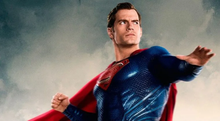 Imagen de Henry Cavill se resiste a colgar la capa de Superman