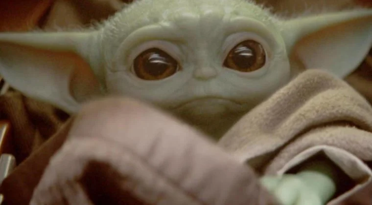 Imagen de Un jugador materializa al Yoda de The Mandalorian en Minecraft