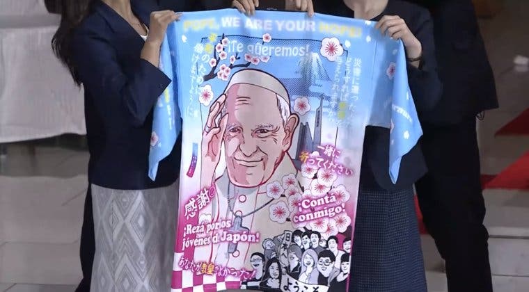 Imagen de Así es el merchandising de anime que recibió el papa en su visita a Japón