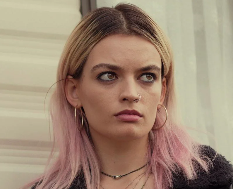 emma mackey 3