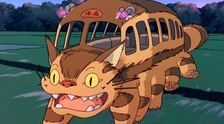 Imagen de Transforman un coche en el gatobús de Mi vecino Totoro (Studio Ghibli)