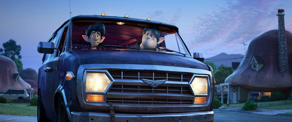 Fotograma de la película "Onward"