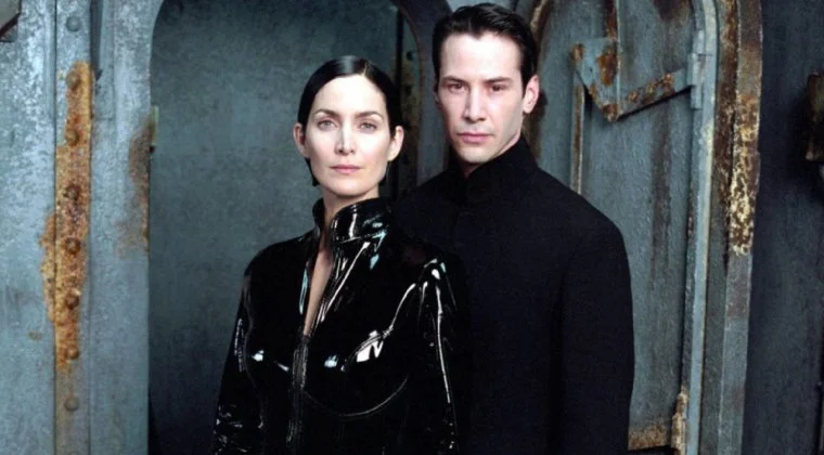 Imagen de Keanu Reeves y el resto del reparto viajan a Berlín para retomar el rodaje de Matrix 4