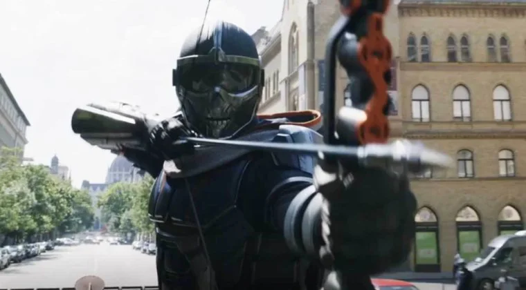 Imagen de Viuda Negra: esta imagen muestra el traje de Taskmaster con todo detalle