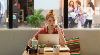 Imagen de Tráiler de Valeria, la nueva comedia española de Netflix