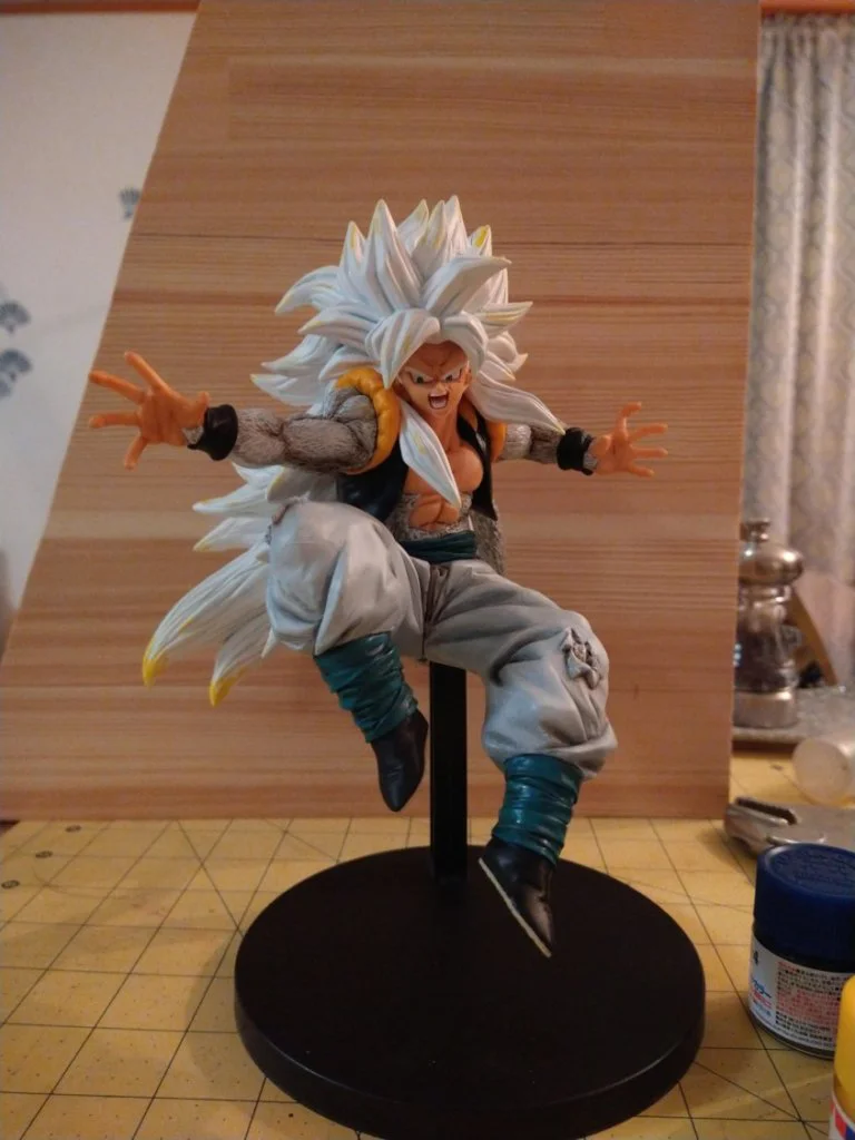 gogeta ssj 5 figura 2