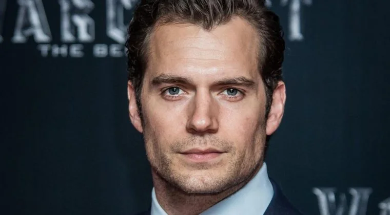 Imagen de Así de espectacular luciría Henry Cavill como un Sith de Star Wars