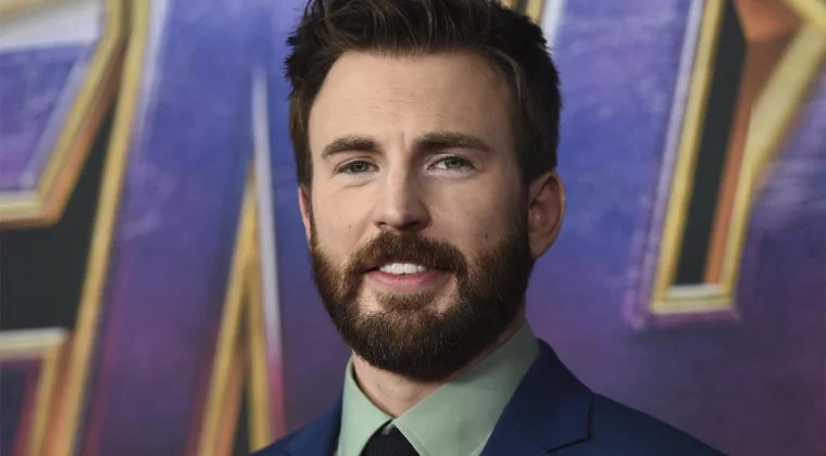 Imagen de Así de extraño luciría Chris Evans como el nuevo Spider-Man