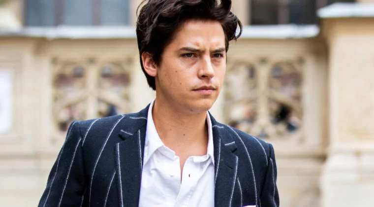 Imagen de Cole Sprouse, arrestado durante las protestas por la muerte de George Floyd