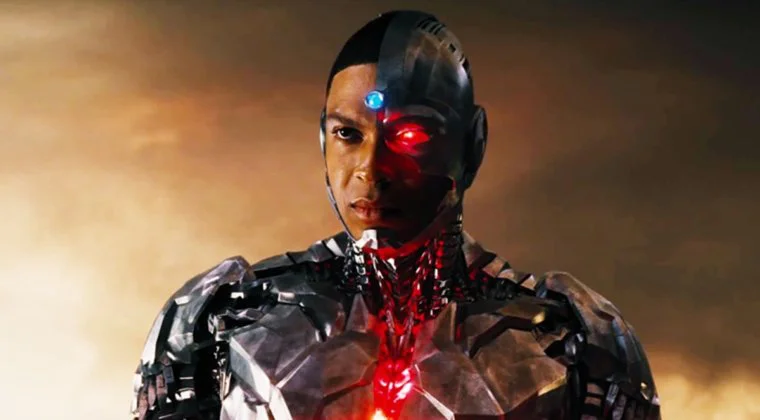 Imagen de Ray Fisher (Cyborg) acusa a Geoff Johns de hacer peligrar su futuro como actor