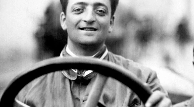 Imagen de El biopic de Enzo Ferrari protagonizado por Hugh Jackman sigue adelante