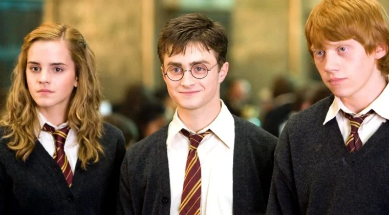 Imagen de No te pierdas cómo un fan de Harry Potter toca la melodía con una lavadora