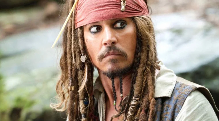 Imagen de Johnny Depp resucita a Jack Sparrow para una visita virtual a un hospital infantil