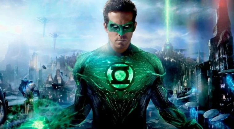 Imagen de Ryan Reynolds insinúa su participación en el Snyder Cut como Linterna Verde