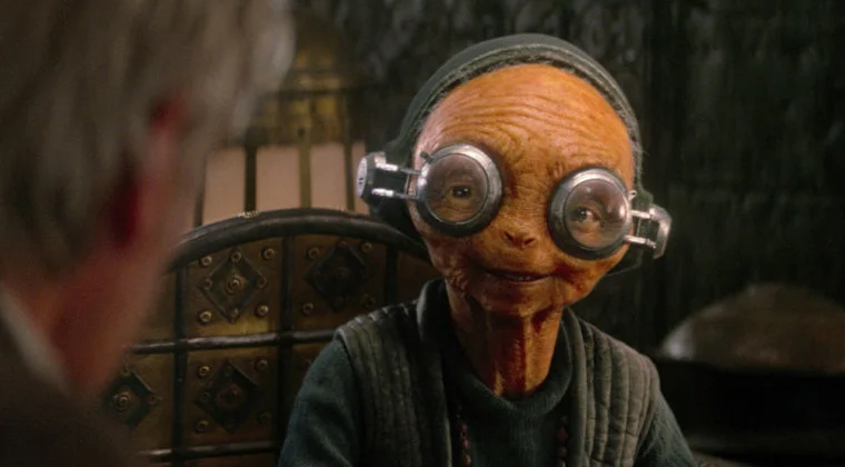Imagen de Un artista de Star Wars muestra el grotesco diseño original de Maz Kanata