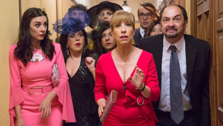 La que se avecina, en una fotografía con todo su reparto