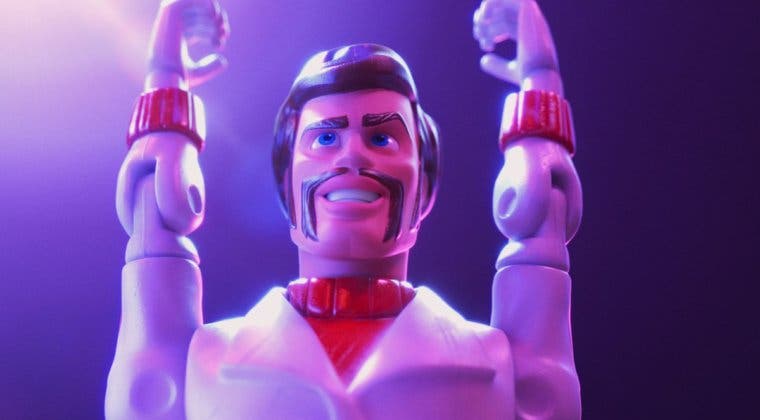 Imagen de Demandan a Disney y Pixar por el personaje de Keanu Reeves en Toy Story 4