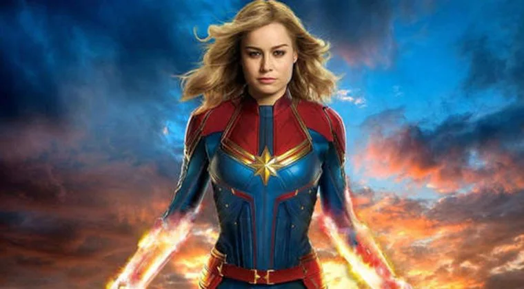 Imagen de El cosplay definitivo de Capitana Marvel: body paint (¿y poco parecido?)