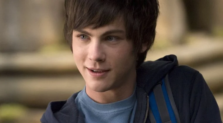 Imagen de El increíble cambio físico de Logan Lerman (Percy Jackson) del que todo el mundo habla