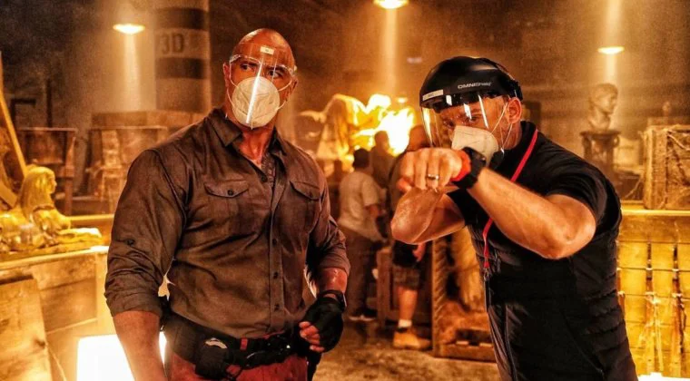 Imagen de Red Notice, la esperada película de Netflix, nos presenta su primer tráiler