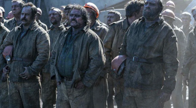 Imagen de El creador de Chernobyl, a Isabel Díaz Ayuso: "está claro que no ha entendido la serie"