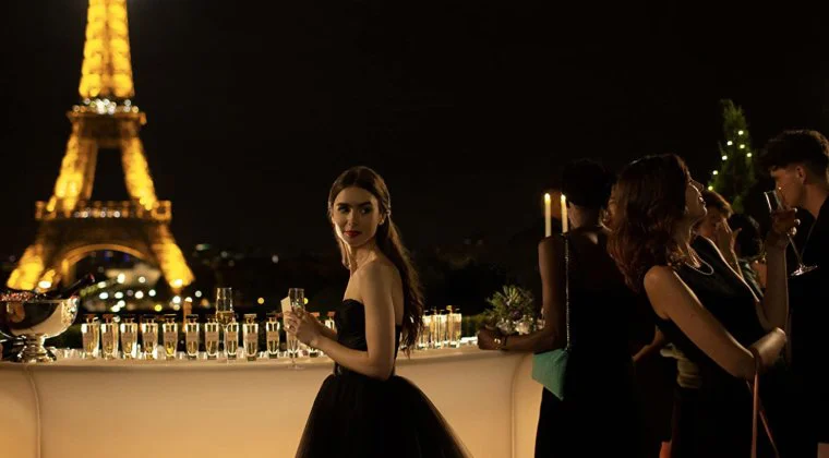 Imagen de Netflix anuncia el comienzo del rodaje de la temporada 2 de Emily en París