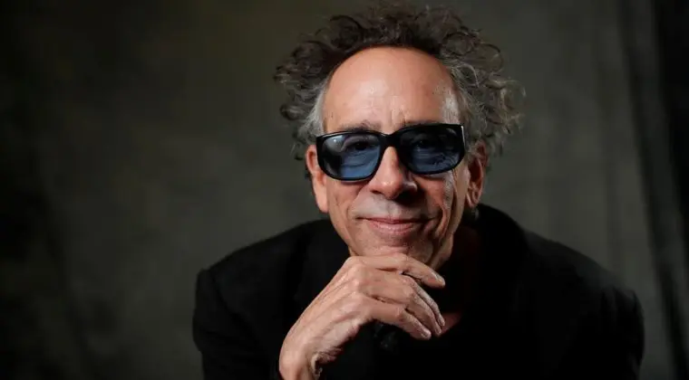 Imagen de Tim Burton estaría trabajando en una serie de La Familia Addams